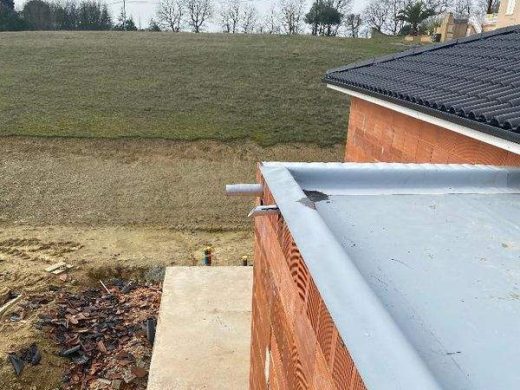 Étanchéité au Cannet : toiture, terrasse et piscine par Rina Étanchéité